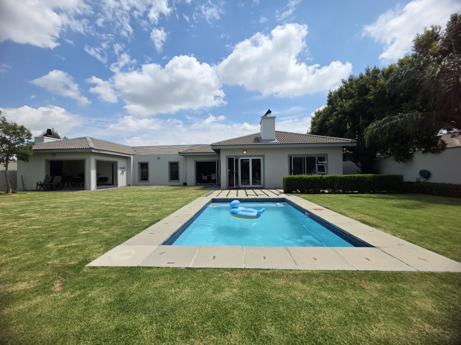 To Let 5 Bedroom Property for Rent in St Helena Free State